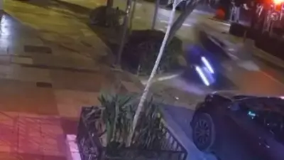 İzmir’de Plevne Bulvarı’nda yaya geçidinde yüksek hızla gelen motosikletin çarptığı