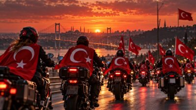 Adalet Sürüşü: Motosiklet camiası Ankara’da buluştu Trafik kazalarında yaşamını yitiren motosikletlileri anmak, geride kalan ailelerin adalet